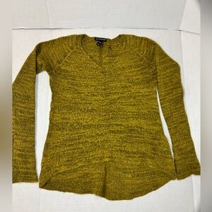 Eileen Fisher Alpaca & Wool V Neck Sweater Size Medium Green Citron